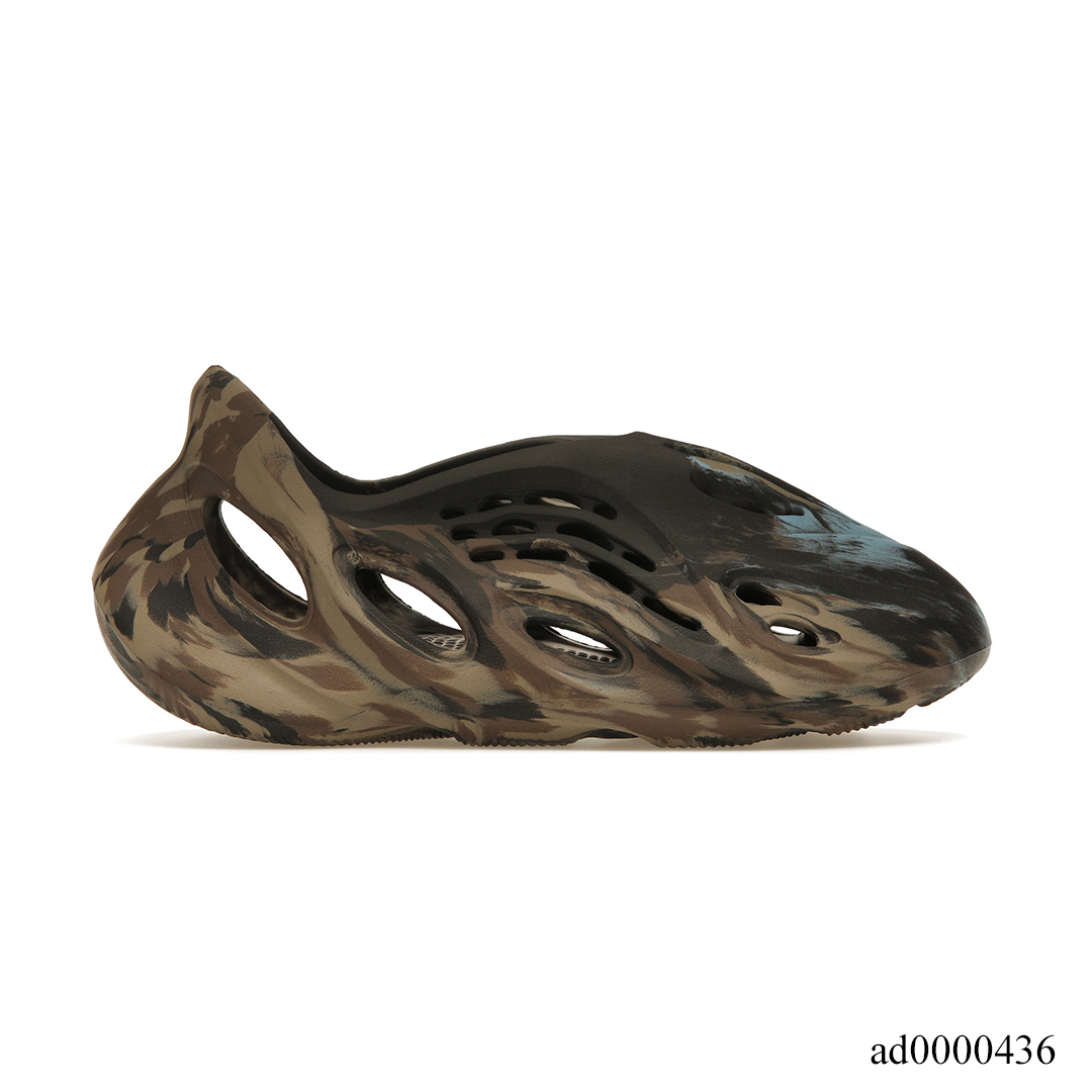 YzY Foam RNR MX Cinder Shoes Sneakers – ad0000436