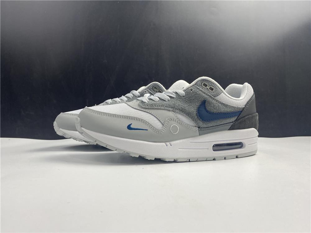 AM 1 London Shoes Sneakers – nk0001384