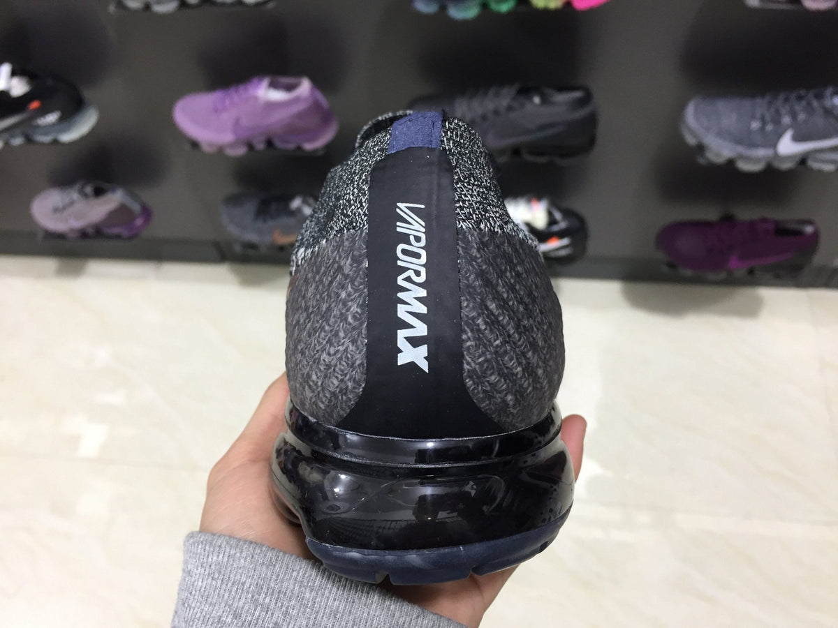 Air VaporMax Explorer Dark Shoes Sneakers – nk0000450