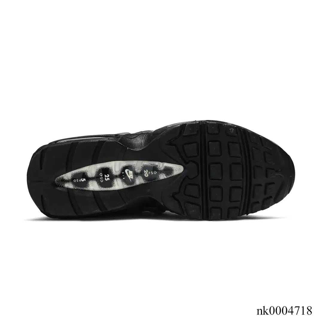 AM 95 Black Anthracite Shoes Sneakers – nk0004718