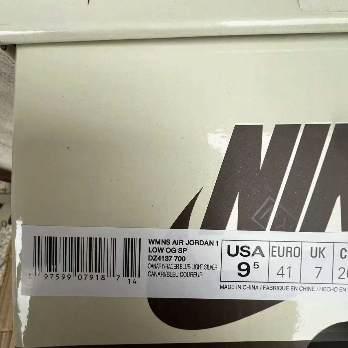 Travis Scott x AJ 1 Retro Low Canary Shoes Sneakers – nk0004957