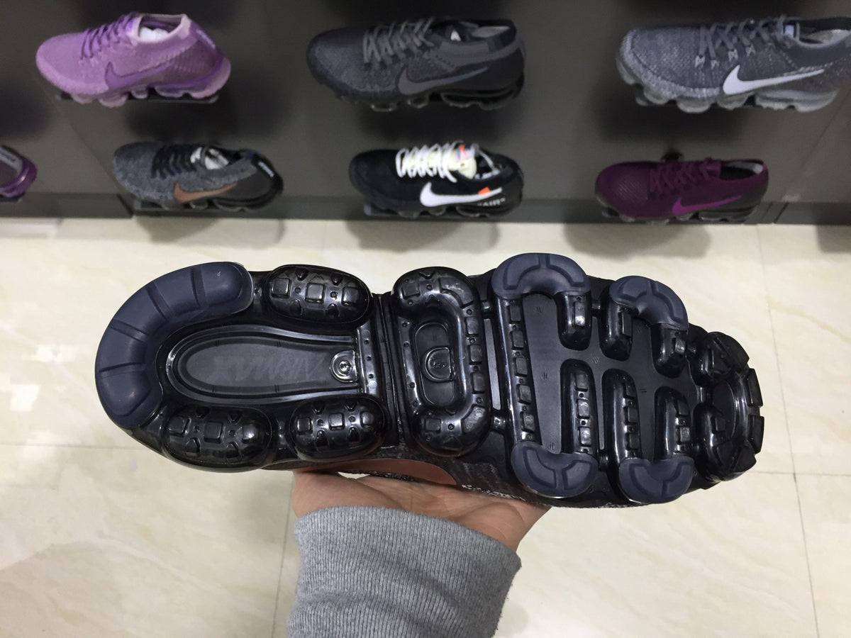 Air VaporMax Explorer Dark Shoes Sneakers – nk0000450