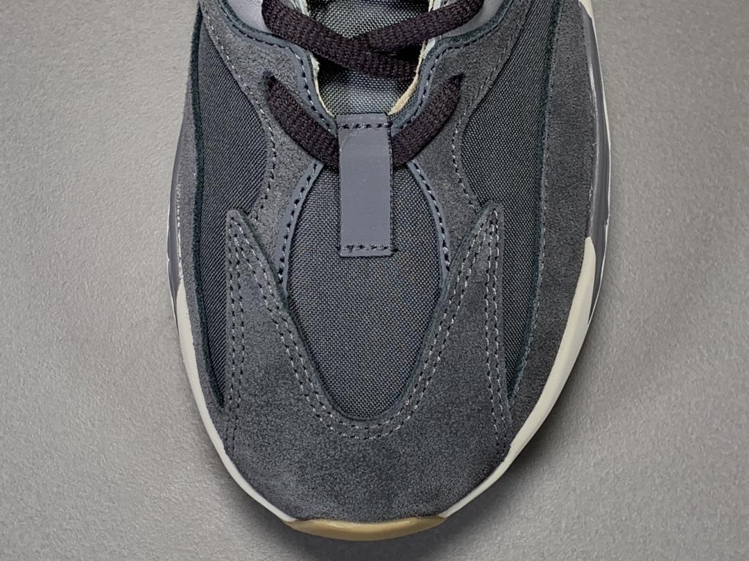 YzY Boost 700 Magnet Shoes Sneakers – ad0000032
