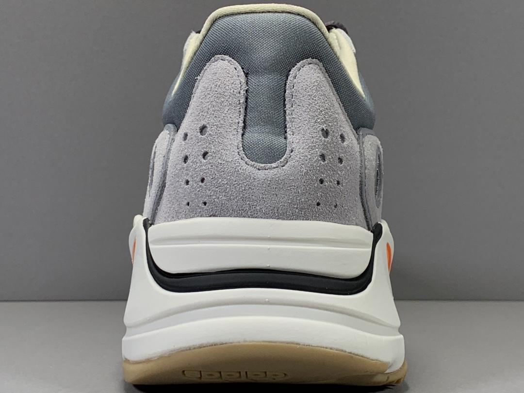YzY Boost 700 Magnet Shoes Sneakers – ad0000032