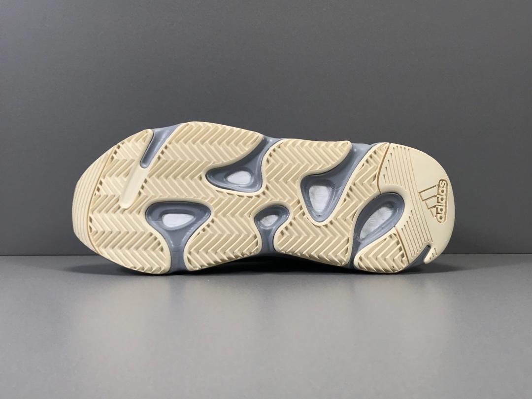 YzY Boost 700 Inertia Shoes Sneakers – ad0000031