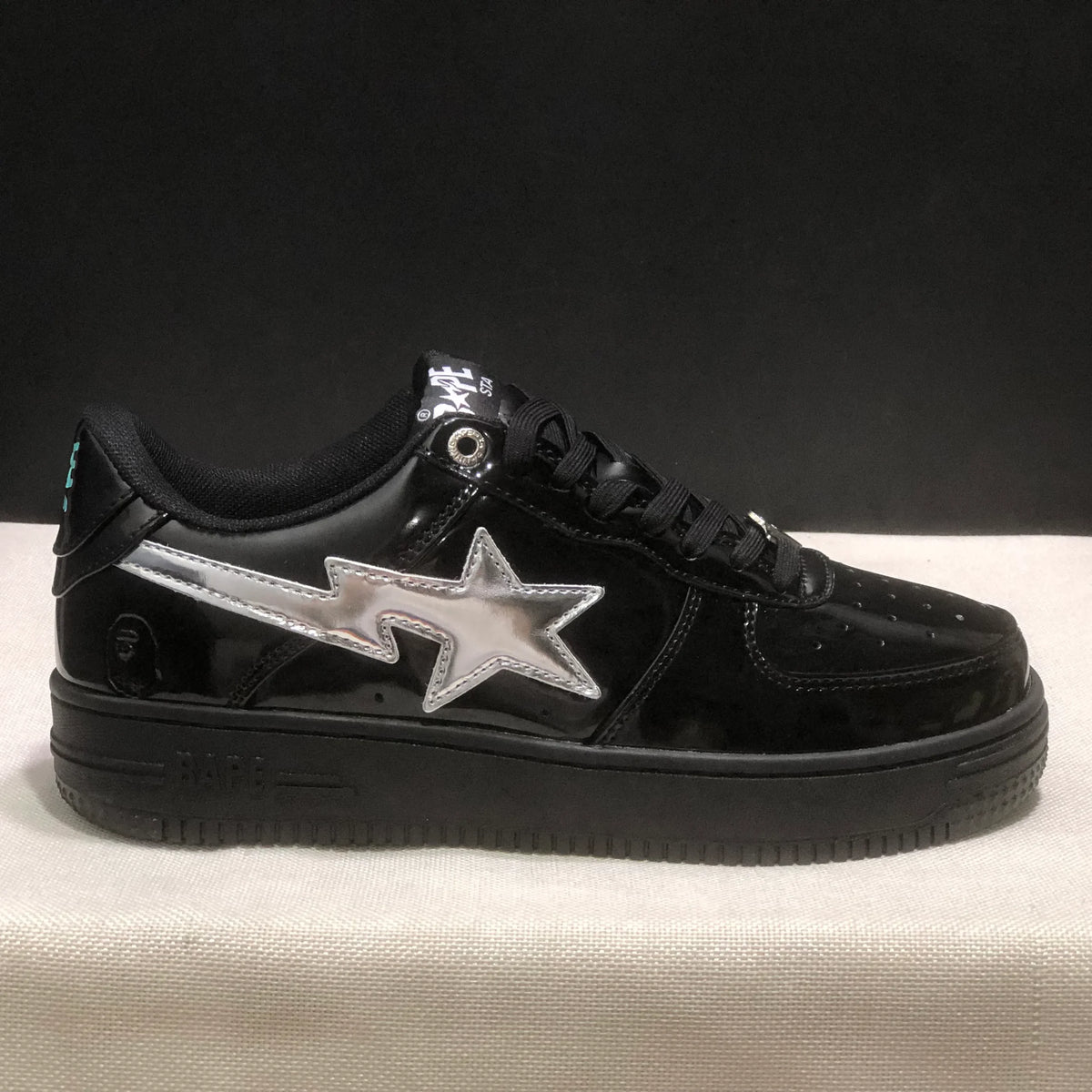 A Bathing Ape Bape Sta #2 Black White Shoes Sneakers - nk0005520 image 2