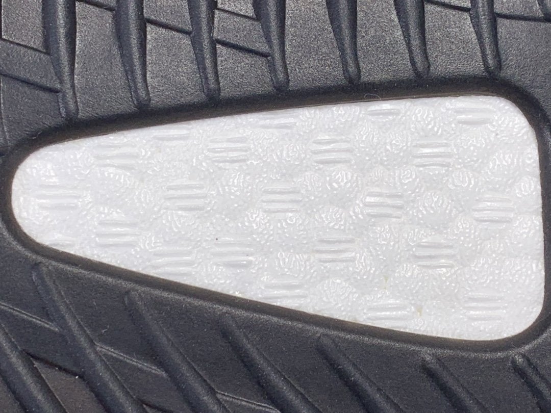 YzY Boost 350 V2 Yecheil (Reflective) Shoes Sneakers – ad0000027