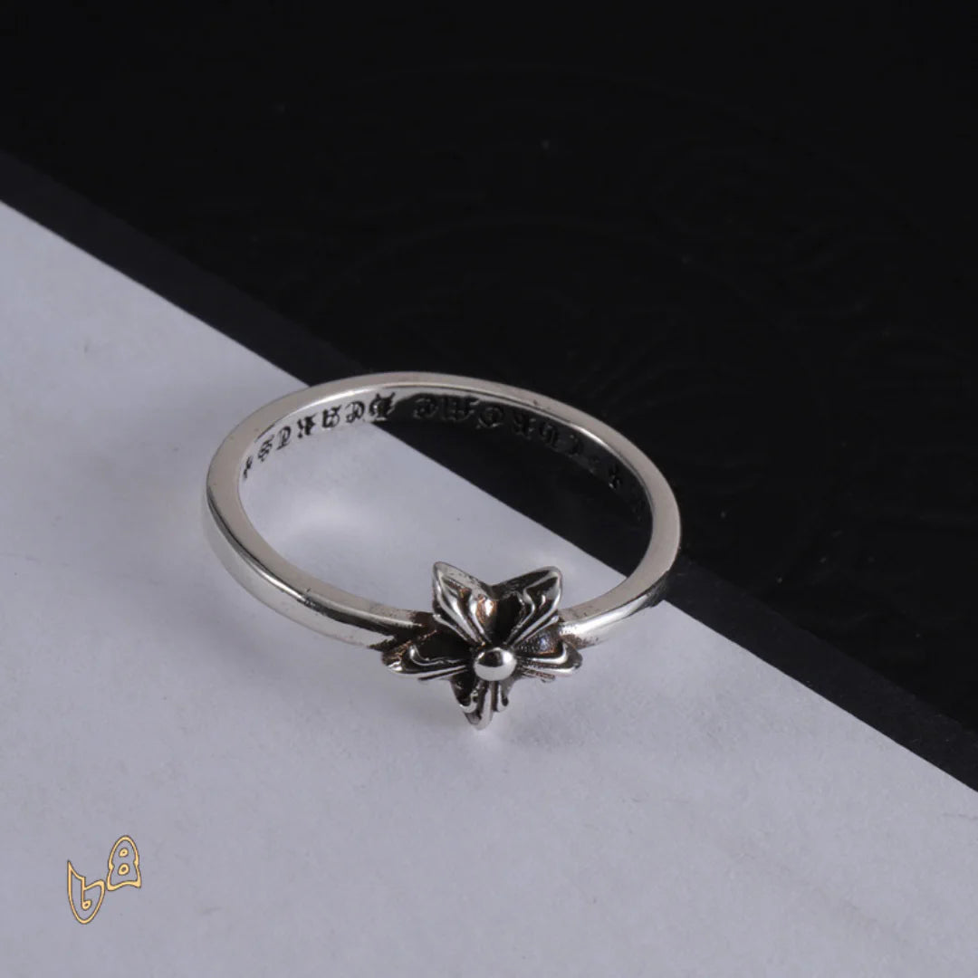 CH Silver Cross Start Ring – CH0083