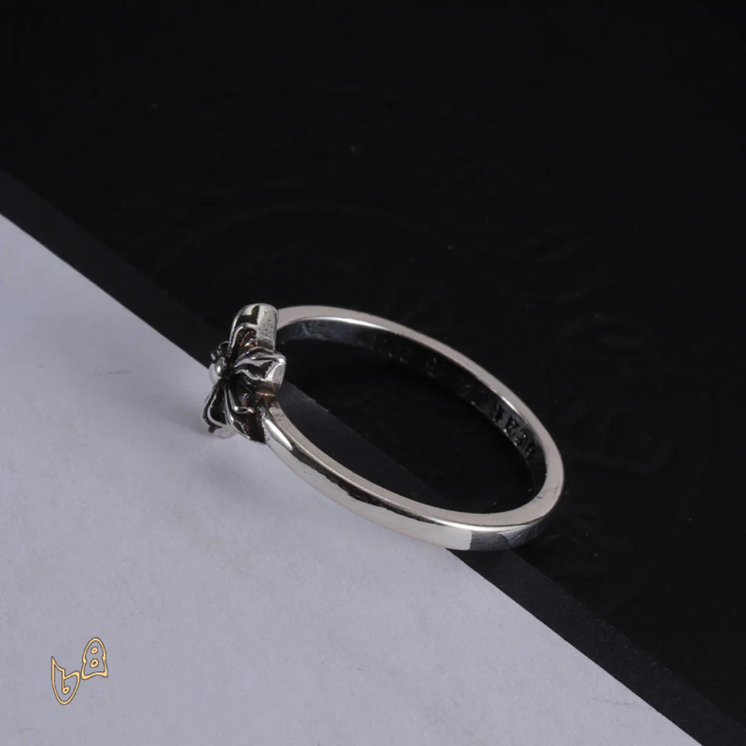 CH Silver Cross Start Ring – CH0083