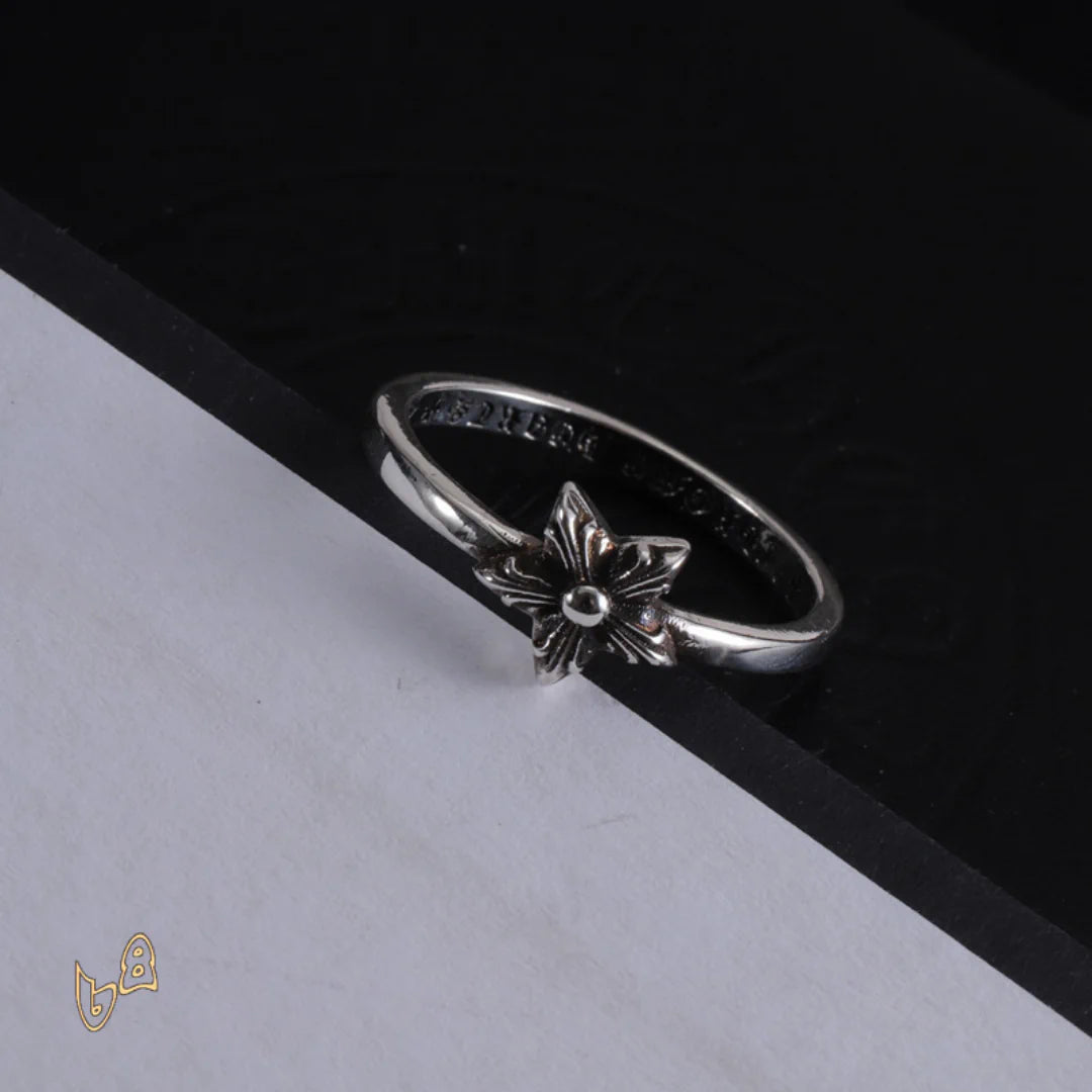 CH Silver Cross Start Ring – CH0083