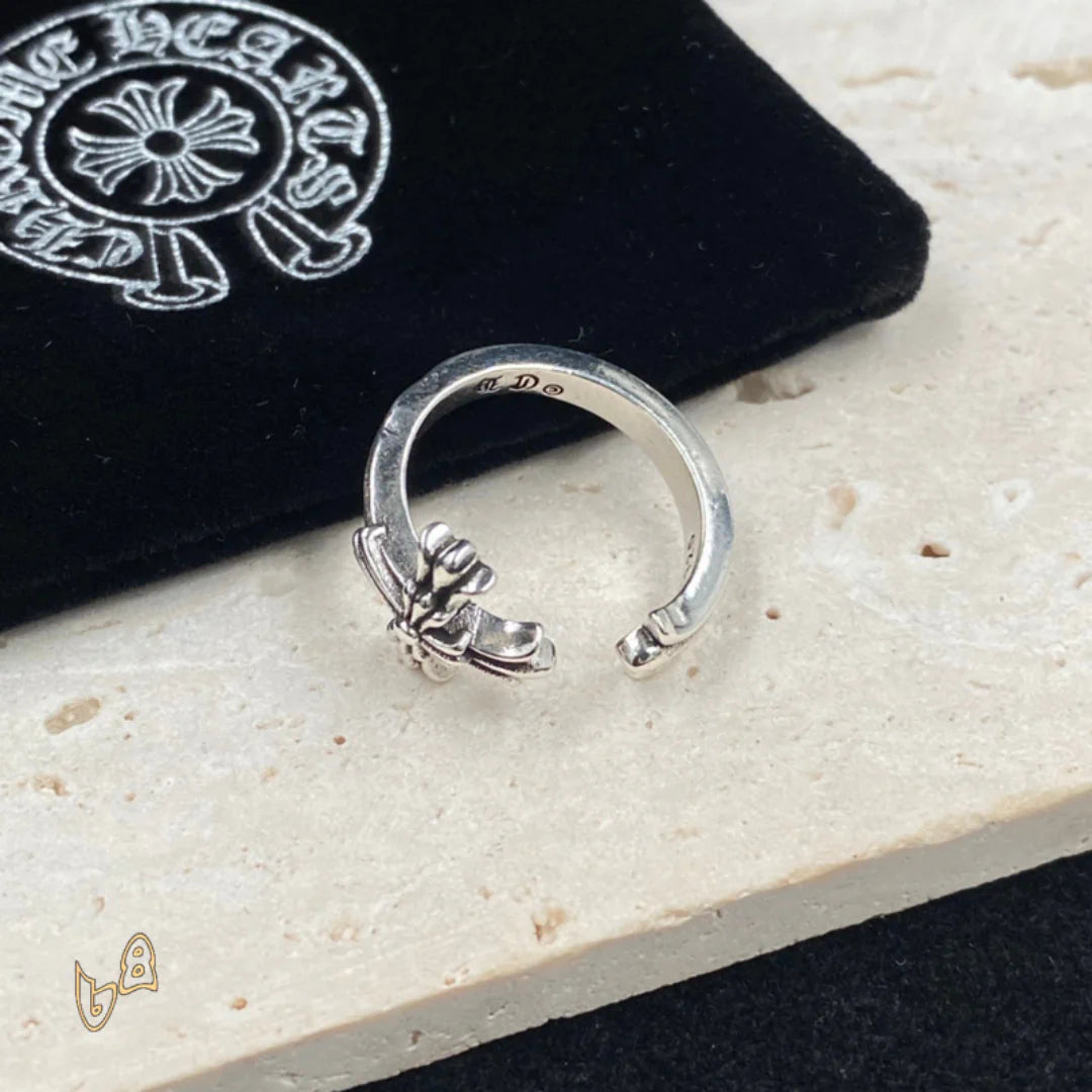 CH Silver Cross Ring – CH0085