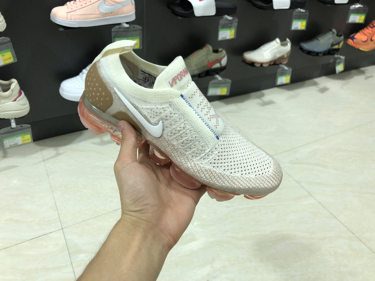 Air VaporMax Moc 2 Sail Wheat Shoes Sneakers – nk0000465