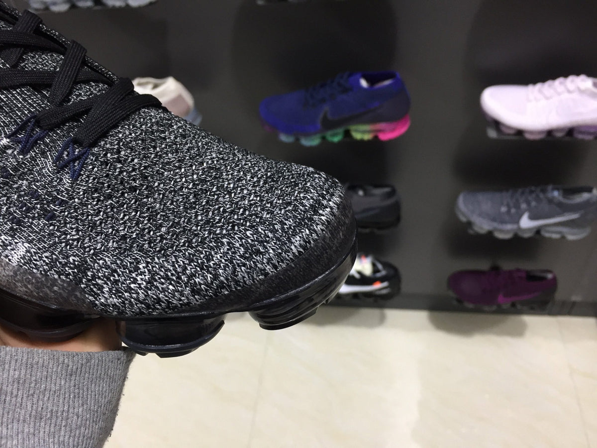 Air VaporMax Explorer Dark Shoes Sneakers – nk0000450