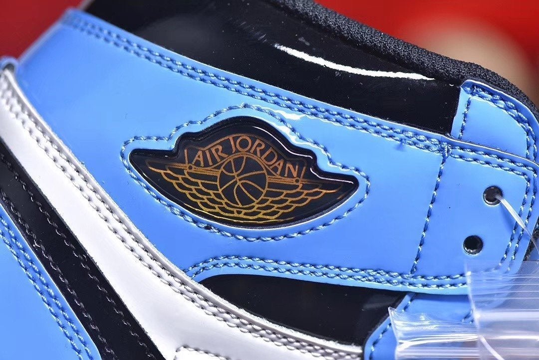 AJ 1 Retro High Fearless UNC Chicago Shoes Sneakers – nk0000058