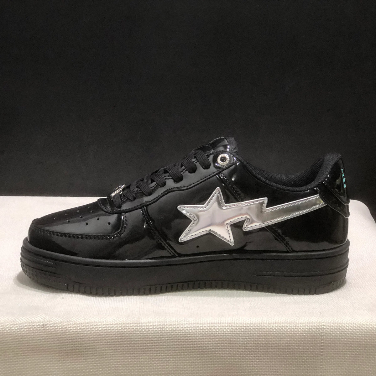 A Bathing Ape Bape Sta #2 Black White Shoes Sneakers - nk0005520 image 3