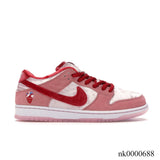 SB Dunk Low StrangeLove Skateboards Shoes Sneakers – nk0000688