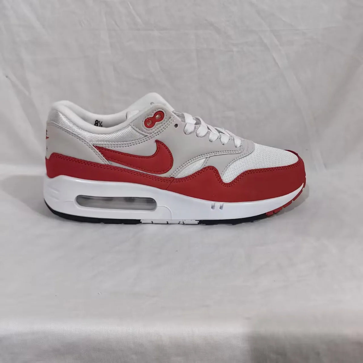 AM 1 Anniversary Red Shoes Sneakers – nk0000511