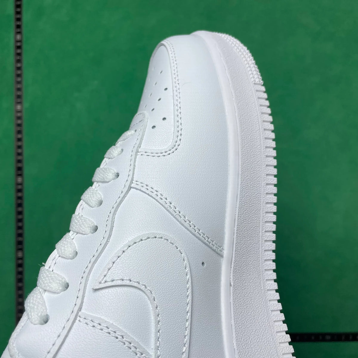 AF 1 Low ’07 Triple White Shoes Sneakers – nk0000627