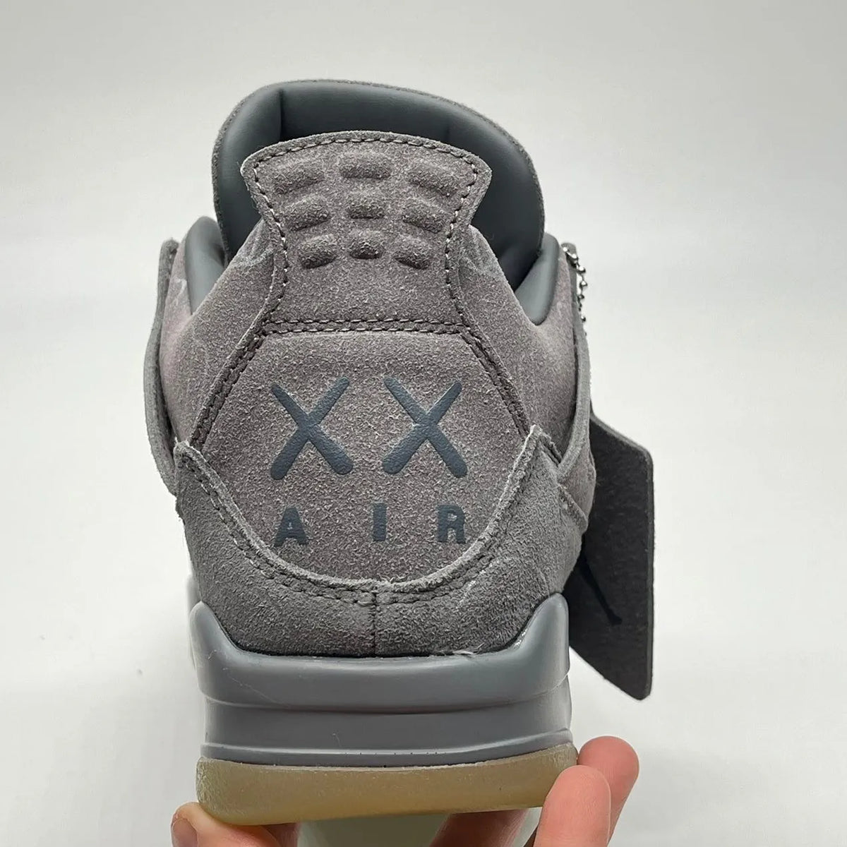 KAWS x AJ 4 Cool Grey Shoes Sneakers – nk0003104