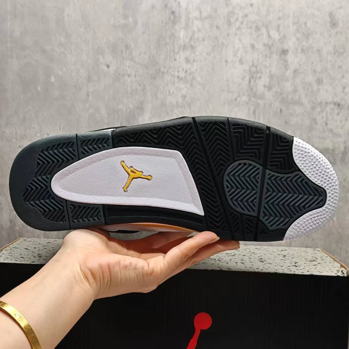 AJ 4 Tour Yellow (2026) Shoes Sneakers – nk0003475
