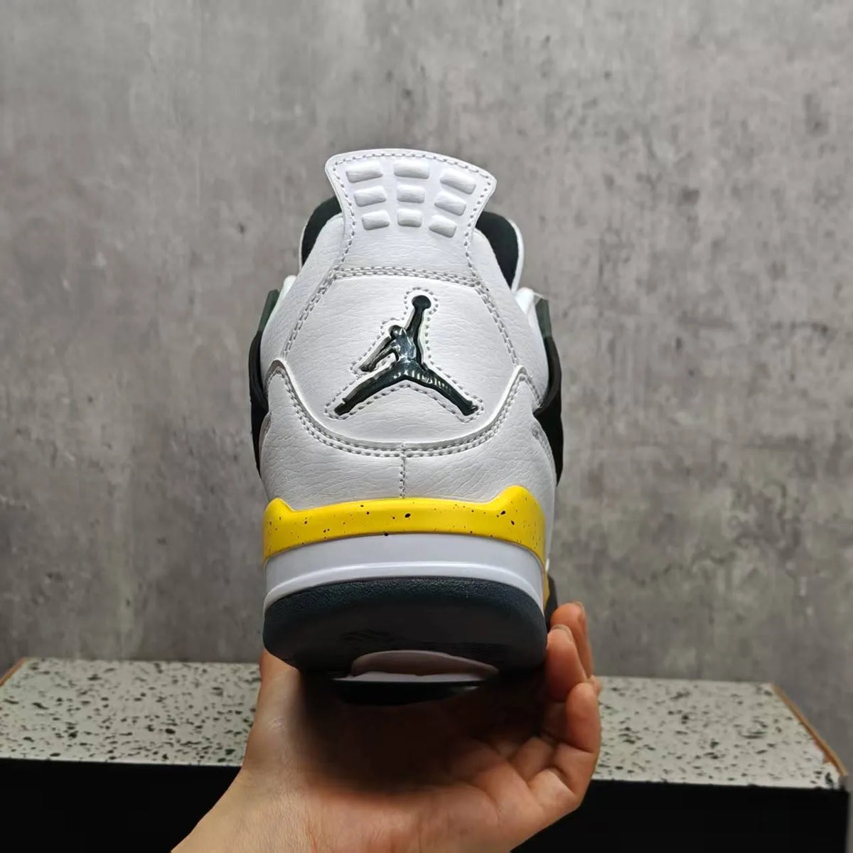 AJ 4 Tour Yellow (2026) Shoes Sneakers – nk0003475