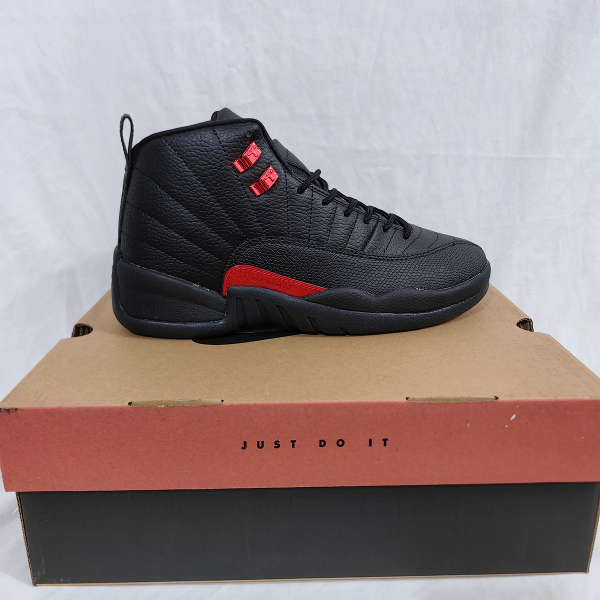 AJ 12 Bloodline Shoes Sneakers – nk0004047