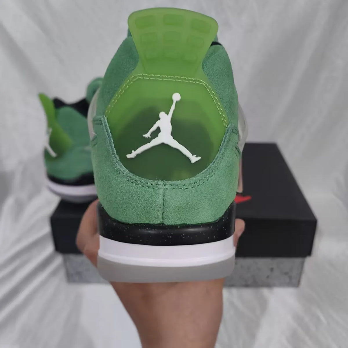 AJ 4 Wahlburgers PE Shoes Sneakers – nk0004106