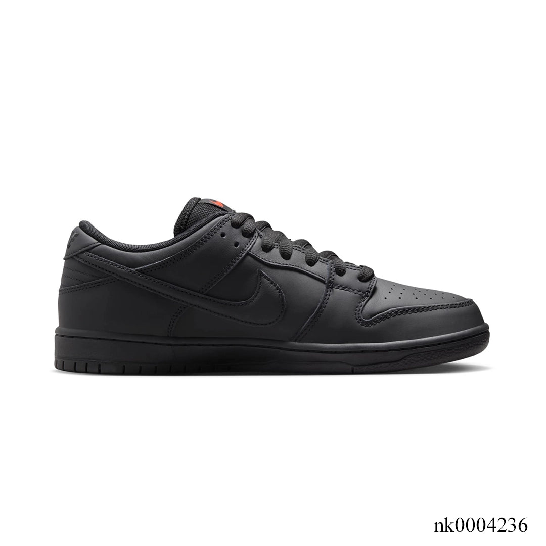 SB Dunk Low Pro ISO Triple Black Shoes Sneakers – nk0004236
