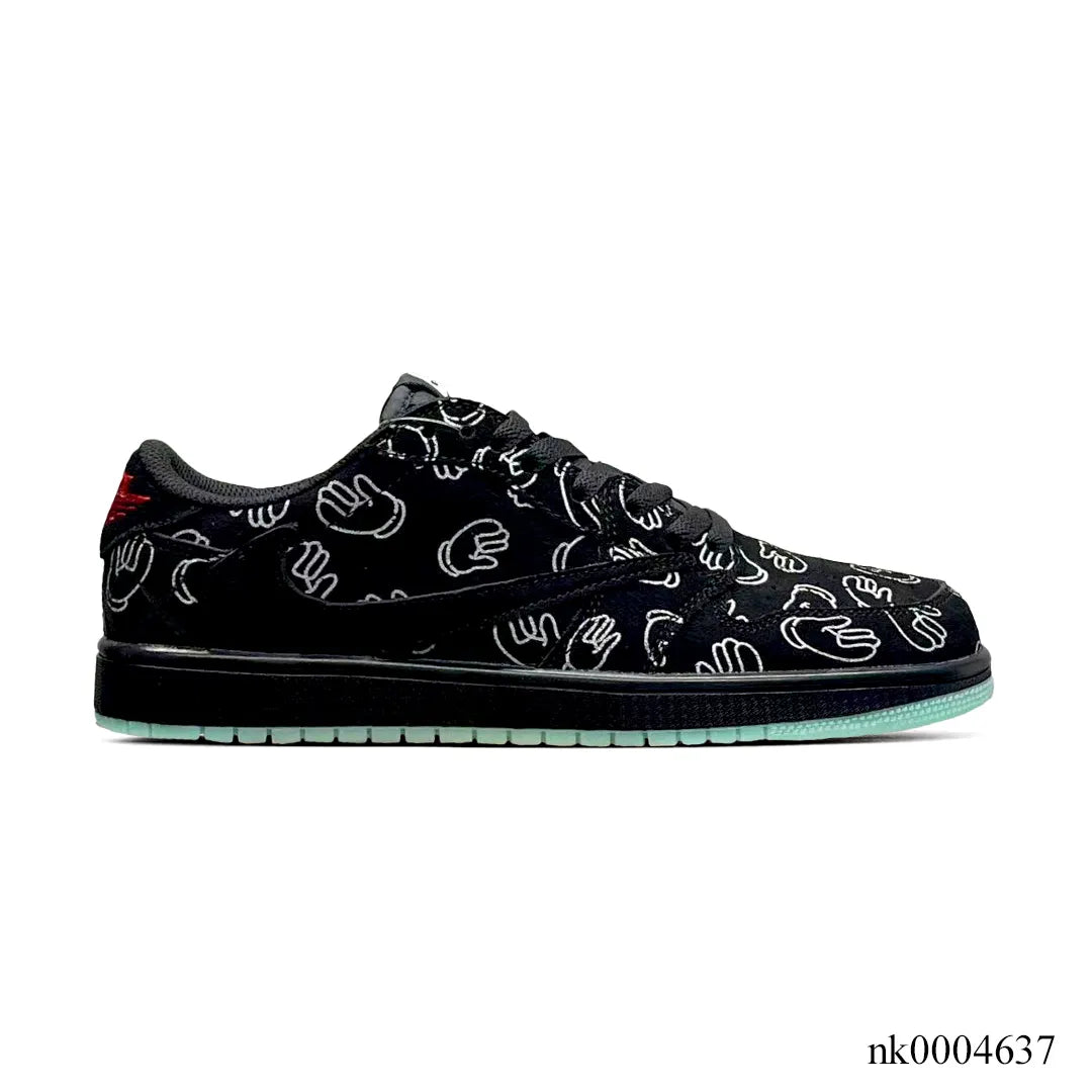 Travis Scott x KAWS x AJ 1 Low OG Black Shoes Sneakers – nk0004637