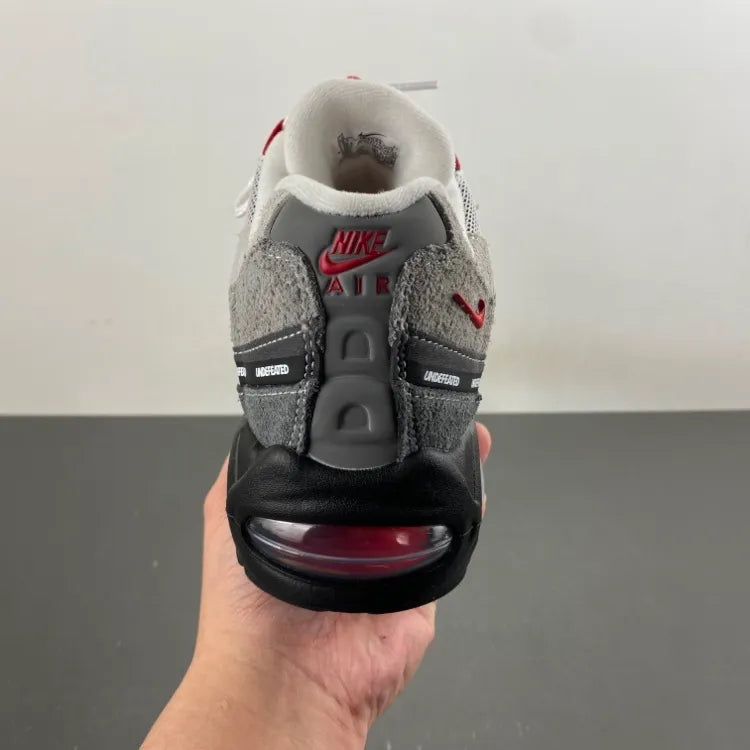 Undefeated x AM 95 ‘Tokyo Bright Crimson’ Shoes Sneakers – nk0004949