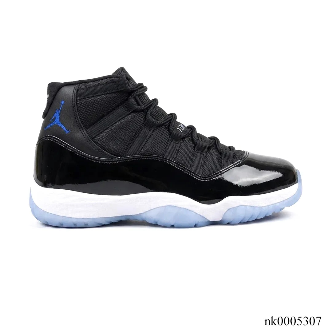 AJ 11 Space Jam (2026) - nk0005307
