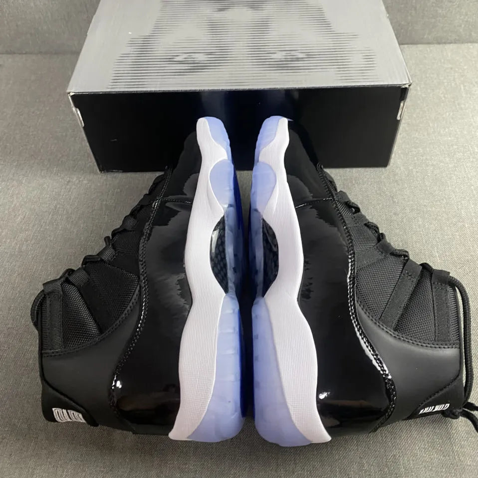 AJ 11 Space Jam (2026) - nk0005307 - 10