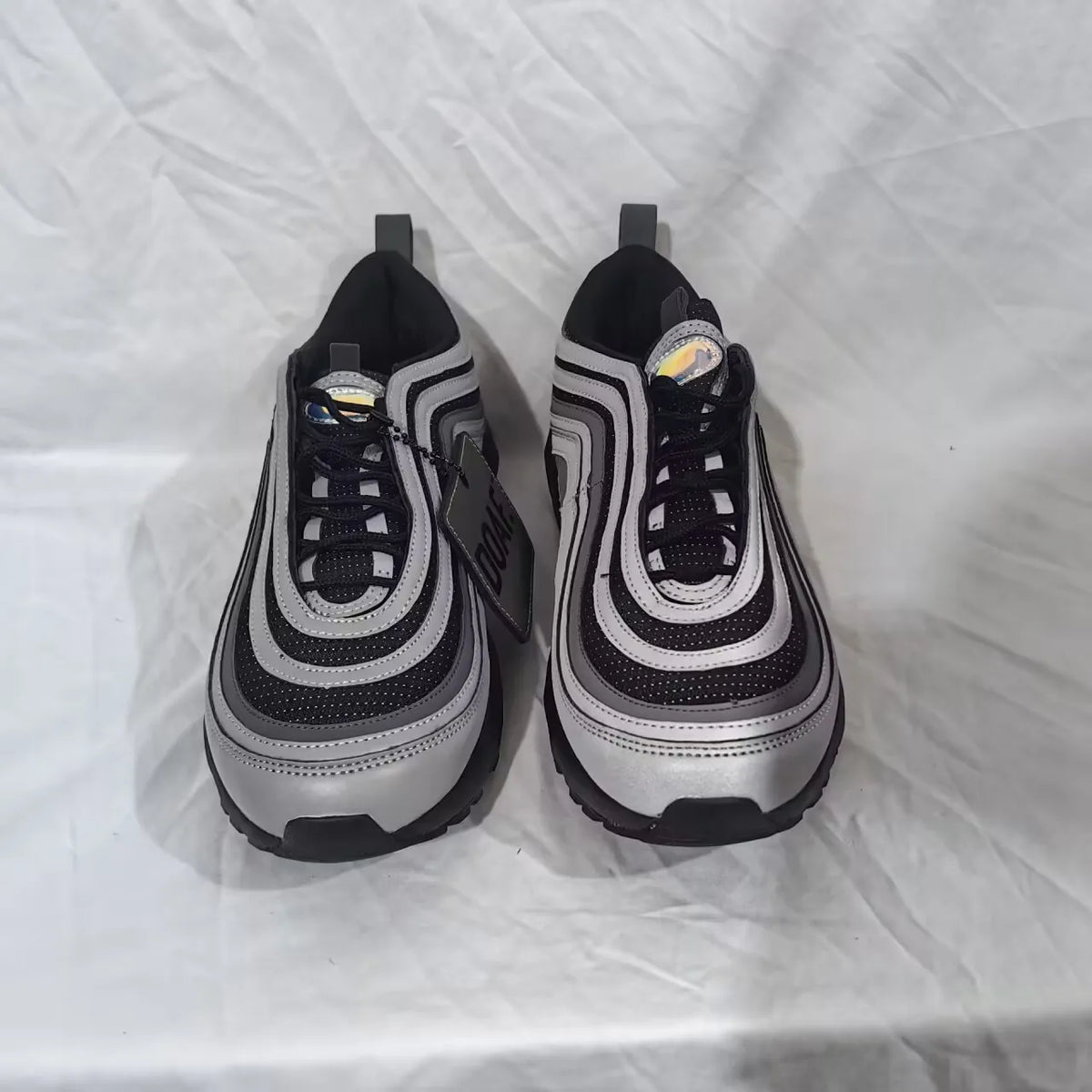 Division Street x AM 95/97 Ducks of a Feather Lightning Shoes Sneaker – nk0004450